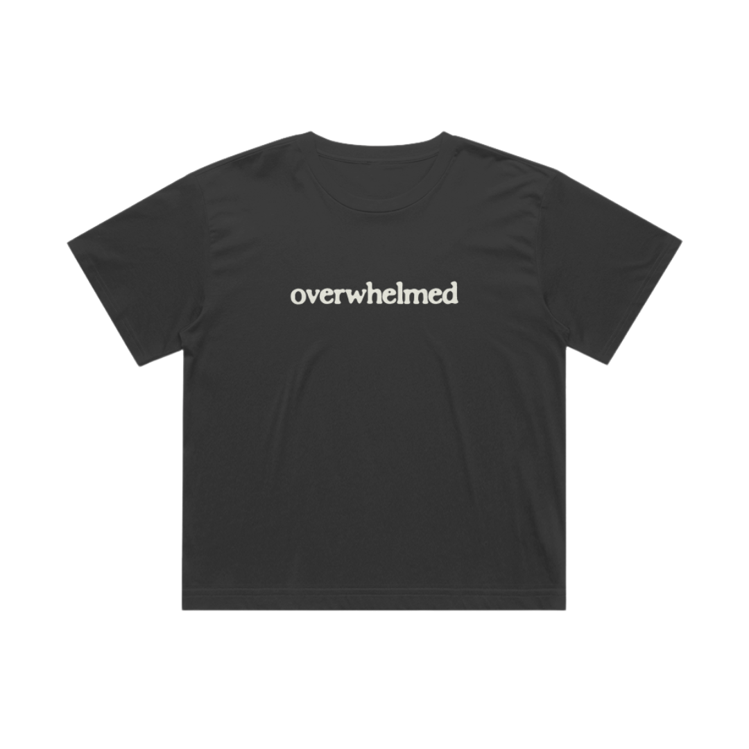 'overwhelmed' Relaxed-Fit Crop